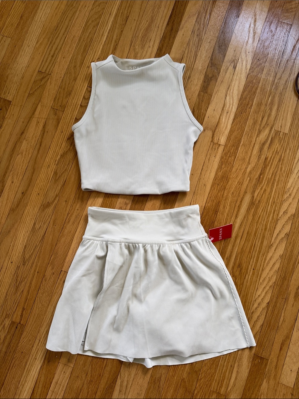 SPANX Rib Mock Neck Crop Skort Set Size XS
